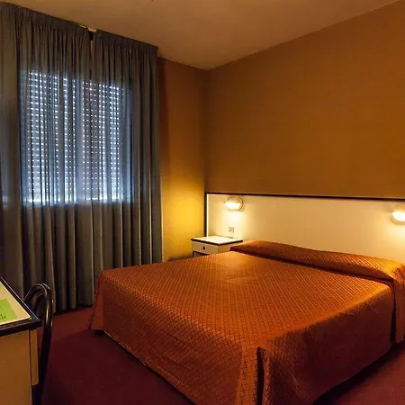 Quadrifoglio 3* كالياري