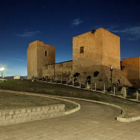 Quadrifoglio فندق كالياري