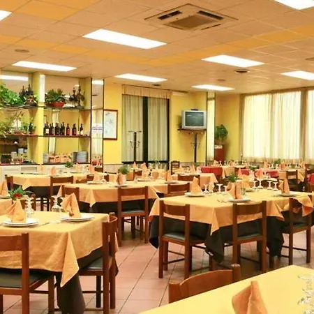 Quadrifoglio מלון קליארי