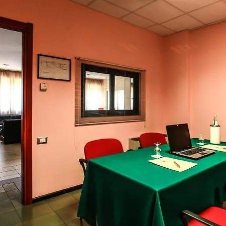 Quadrifoglio فندق 3*