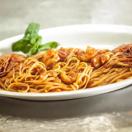 Quadrifoglio فندق 3*