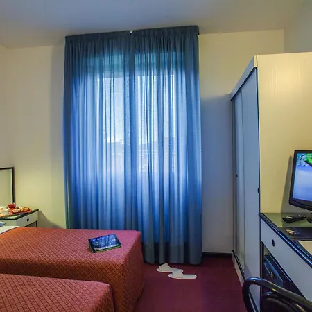 فندق Quadrifoglio