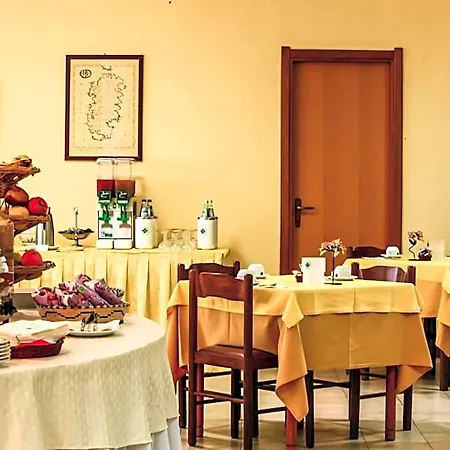 Quadrifoglio Hotell 3*