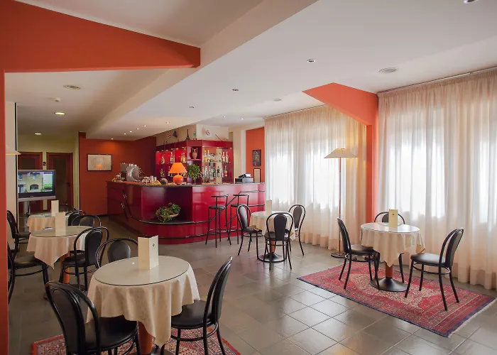 Quadrifoglio Hotell 3*