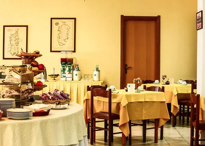 Quadrifoglio Hotell 3*